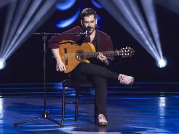 Miguelichi López emociona con ‘Lágrimas Negras’ en las Audiciones a ciegas de ‘La Voz’ Miguelichi López emociona con ‘Lágrimas Negras’ en las Audiciones a ciegas de ‘La Voz’