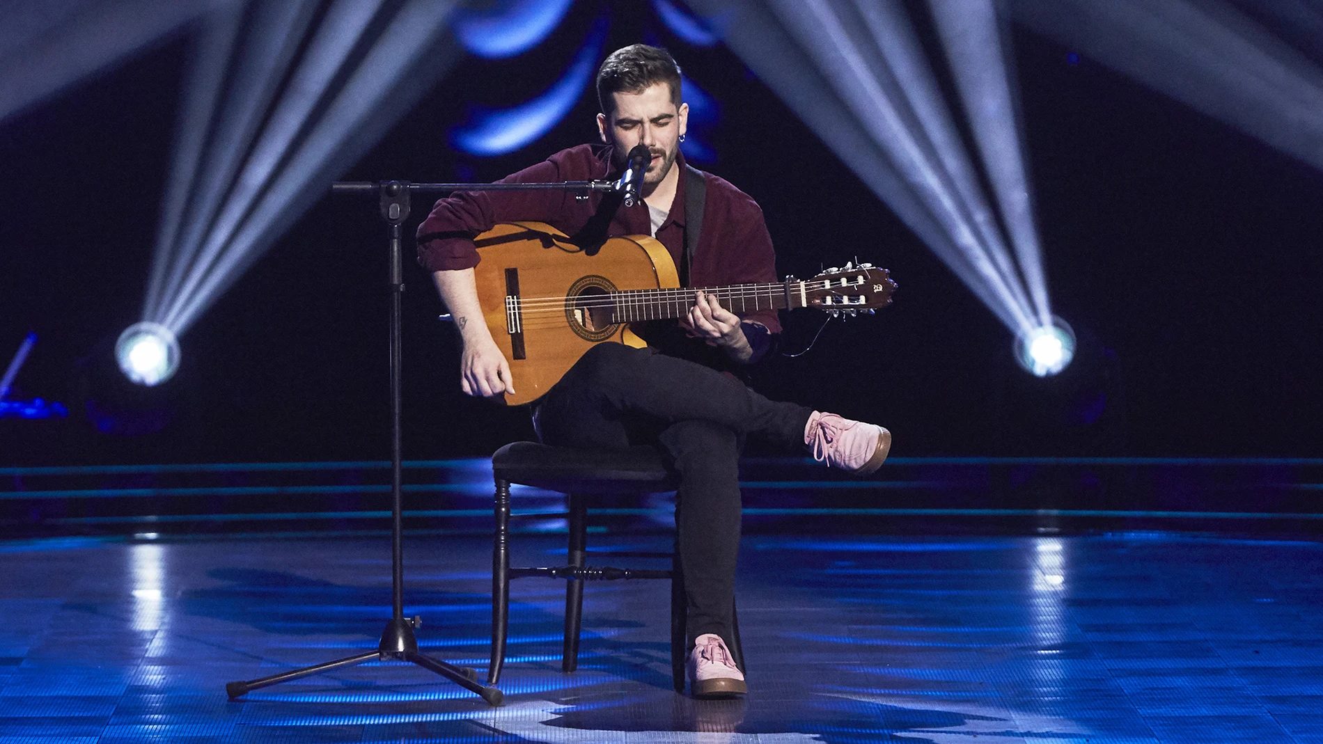 Miguelichi López emociona con ‘Lágrimas Negras’ en las Audiciones a ciegas de ‘La Voz’