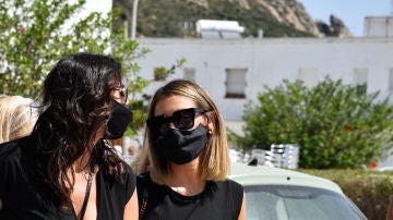Paz Padilla y Anna Ferrer