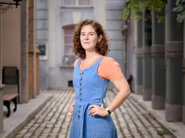 Clara de Ramon es Virginia Cifuentes Clara de Ramon es Virginia Cifuentes