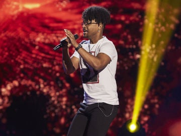 Melo nos contagia con su ritmo cantando 'La carretera' en las Audiciones a ciegas de 'La Voz'