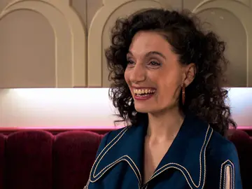 Estefanía, emocionada ante la confirmación de Quintero: ¡es la nueva encargada del King's! Estefanía, emocionada ante la confirmación de Quintero: ¡es la nueva encargada del King's!