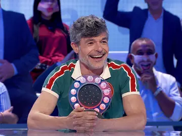 Nacho Guerreros se luce en ‘La Pista’ con ‘All my loving’ como un auténtico fan de ‘Los Manolos’ Nacho Guerreros se luce en ‘La Pista’ con ‘All my loving’ como un auténtico fan de ‘Los Manolos’