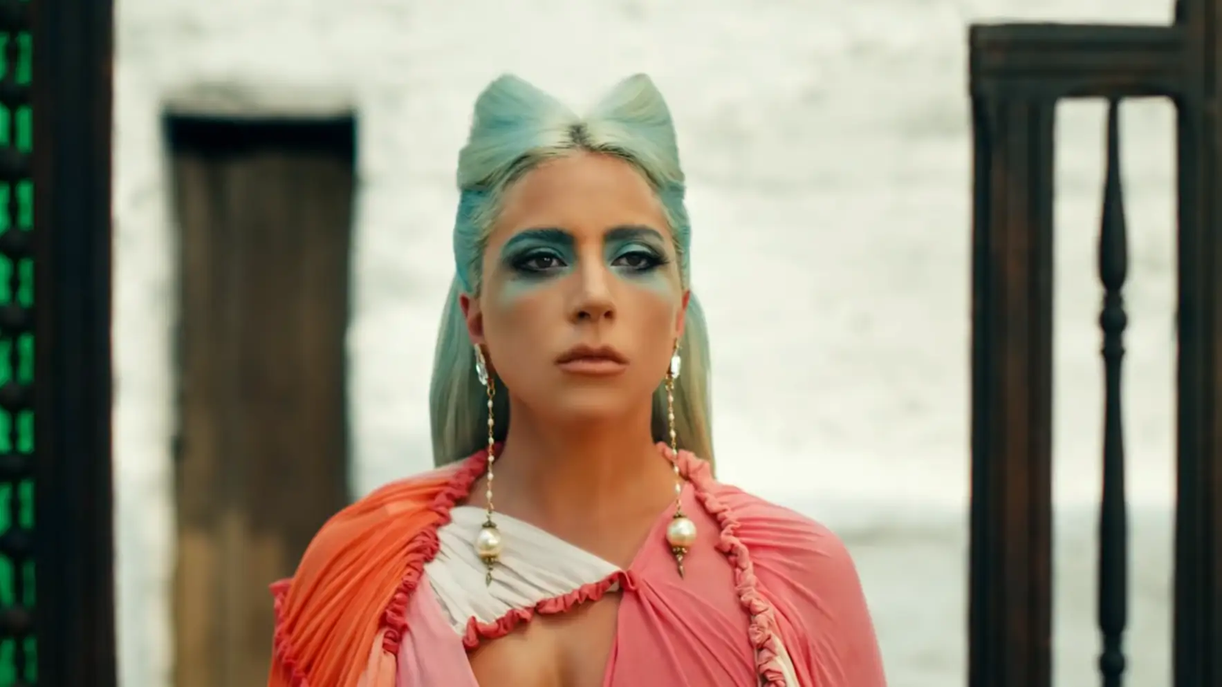 Investidura Joe Biden: Lady Gaga en el videoclip de '911' Lady Gaga en el videoclip de '911'