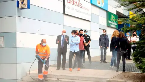 A3 Noticias Fin de Semana (19-09-20) Las restricciones de movilidad en varias zonas de Madrid afectarán a más de 850.000 personas A3 Noticias Fin de Semana (19-09-20) Las restricciones de movilidad en varias zonas de Madrid afectarán a más de 850.000 personas