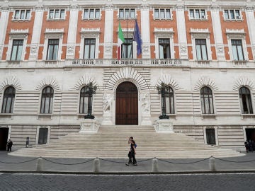 La fachada del Parlamento italiano