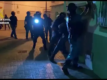 La Guardia Civil desarticula una red dedicada al narcotráfico en Campo de Gibraltar La Guardia Civil desarticula una red dedicada al narcotráfico en Campo de Gibraltar