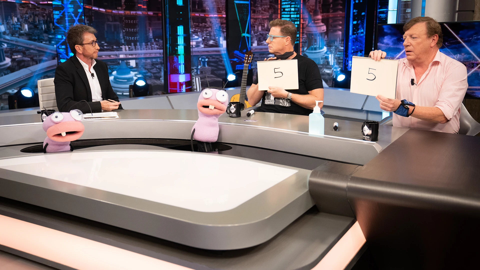 Los Morancos se enfrentan a 'Tu media castaña': ¿cuántos puntos de hermandad han conseguido?
