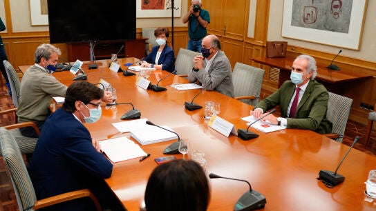 Reuni&oacute;n entre el ministro Salvador Illa y el consejero de Sanidad de Madrid