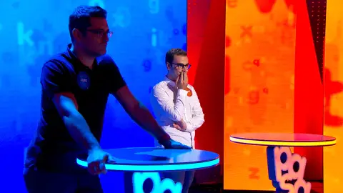 ‘El Rosco’ casi perfecto de Luis y la jugada final de Pablo mantienen en tensión a todo el plató de ‘Pasapalabra’ ‘El Rosco’ casi perfecto de Luis y la jugada final de Pablo mantienen en tensión a todo el plató de ‘Pasapalabra’