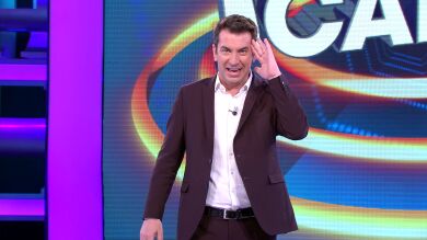 Arturo Valls cuenta en ‘¡Ahora caigo!’ su experiencia con su coche nuevo… con final inesperado 