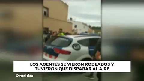 Acorralan a la policía en Figueres por perseguir a unos narcotraficantes Acorralan a la policía en Figueres por perseguir a unos narcotraficantes