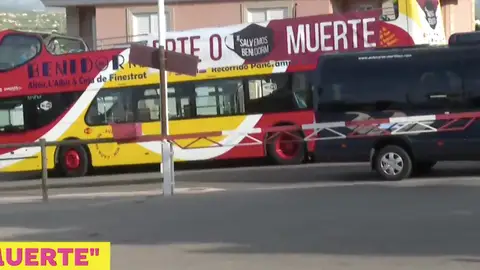 Autobús 'ERTE o muerte' de Benidorm Autobús 'ERTE o muerte' de Benidorm