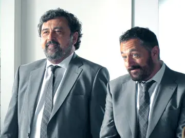 De la "pelusilla" de Paco Tous a la sensación de "familia" de Pepón Nieto, así está siendo rodar su regreso a 'Los hombres de Paco' De la "pelusilla" de Paco Tous a la sensación de "familia" de Pepón Nieto, así está siendo rodar su regreso a 'Los hombres de Paco'