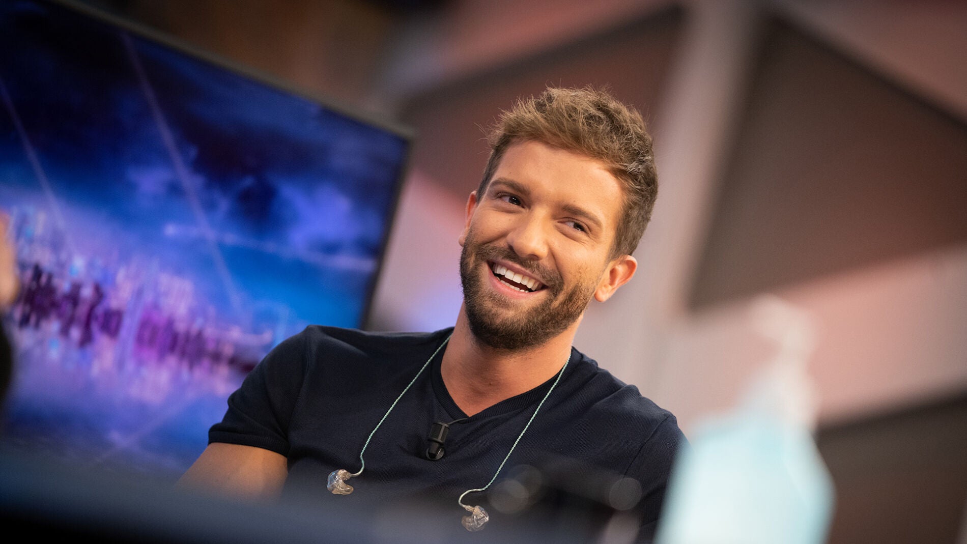 Pablo Albor&aacute;n habla del mensaje de 'V&eacute;rtigo', su nuevo disco: "Hay que reivindicar la humanidad y la emoci&oacute;n"