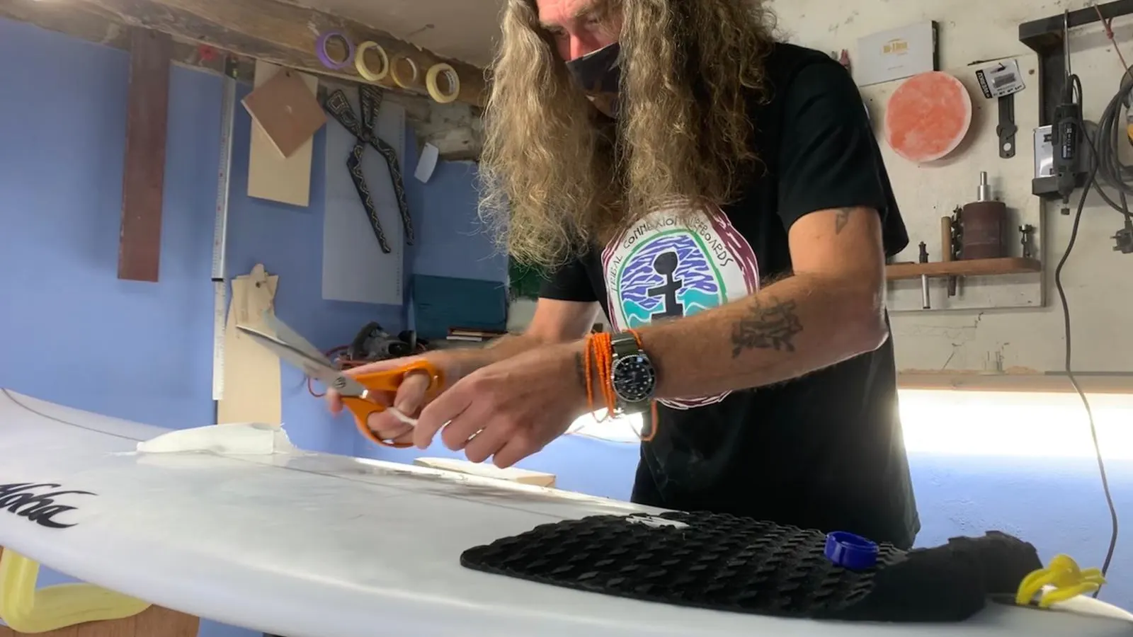 Rory Williams, un zimbabuense amante del surf en Galicia
