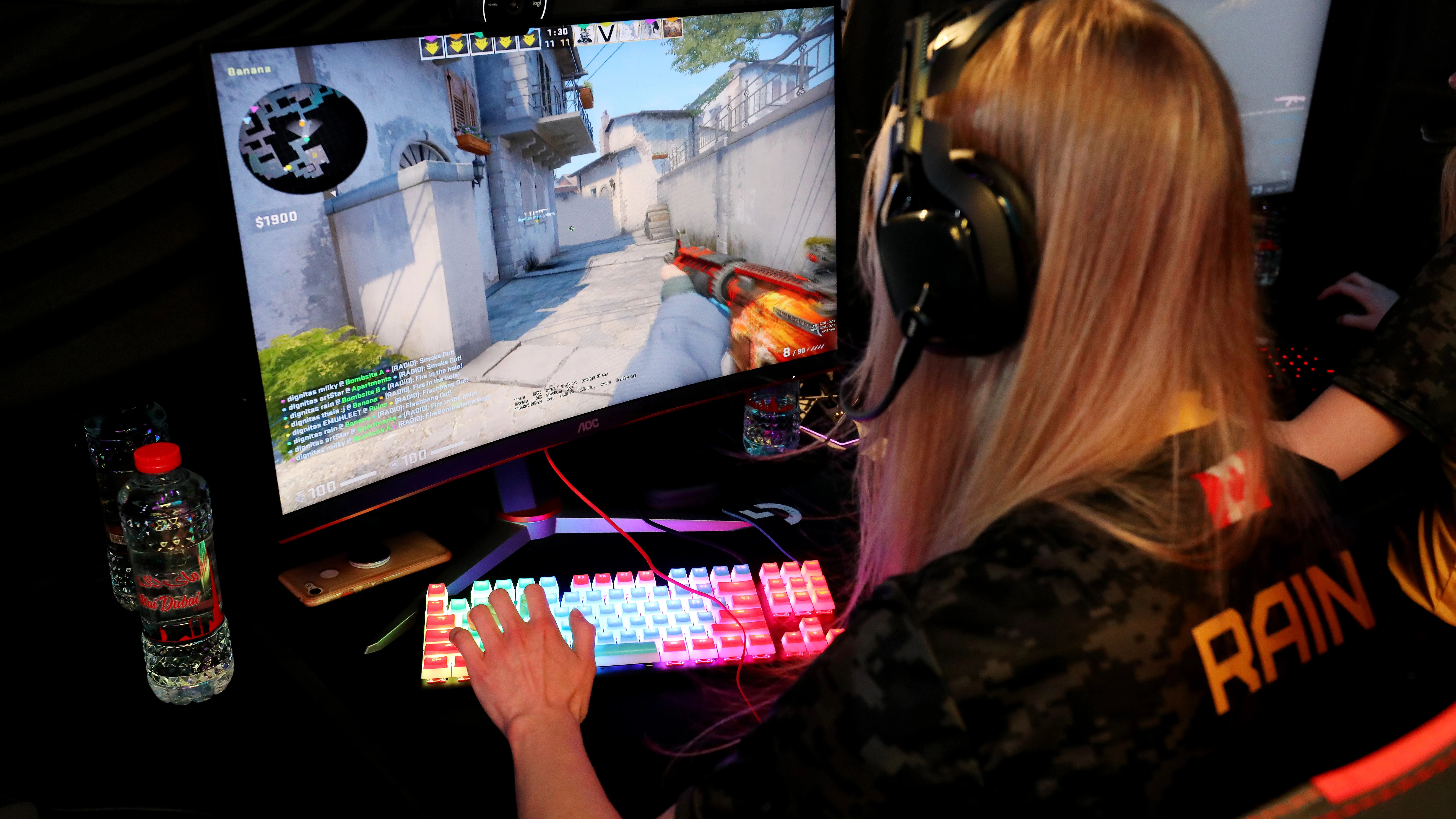 Los menores españoles dedican un 45% más de tiempo a los videojuegos Los menores españoles dedican un 45% más de tiempo a los videojuegos