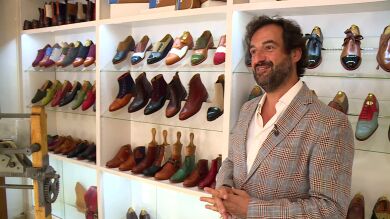 La pasión oculta de Manolo, de ‘Los dispersos’, por los zapatos de piel: “Habrá que lucirse”