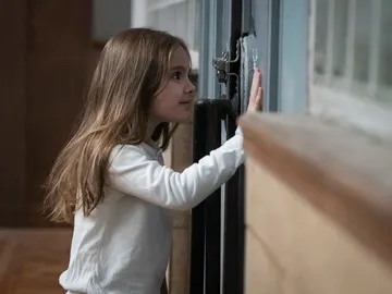 Hugo llega hasta Marta en un emocionante reencuentro: “Prometo volver a por ti” Hugo llega hasta Marta en un emocionante reencuentro: “Prometo volver a por ti”