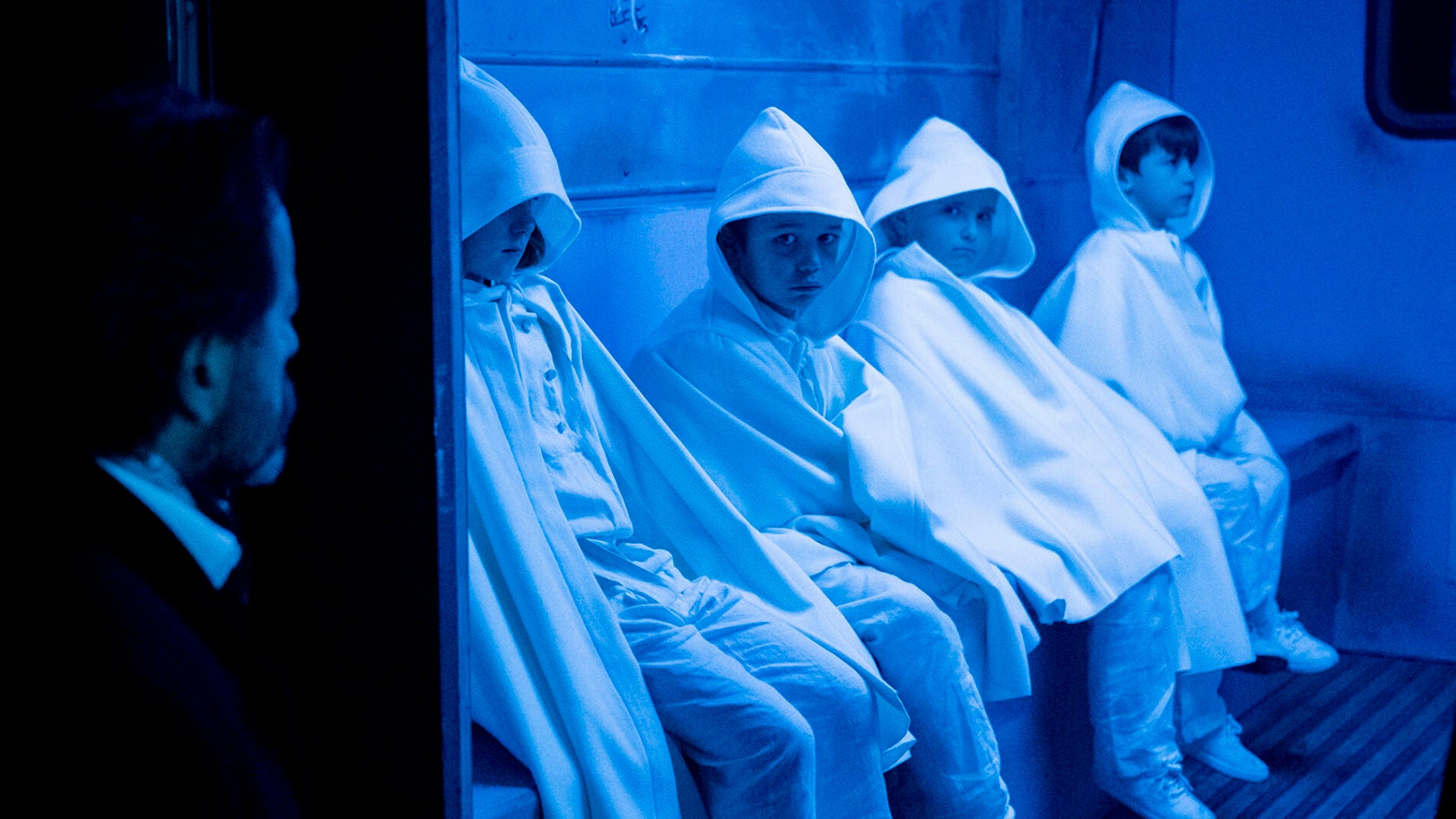 Camiones llenos de ni&ntilde;os y una sala vac&iacute;a, Luis descubre toda la verdad sobre el CIM 