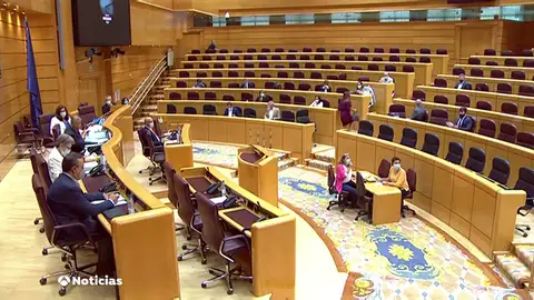 Las Cortes aprueban su nuevo Código ëtico con acatamiento de la Constitución Las Cortes aprueban su nuevo Código ëtico con acatamiento de la Constitución