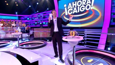 La surrealista conversación de Arturo Valls con Alexia, el asistente virtual que le ignora en ‘¡Ahora caigo!’ 