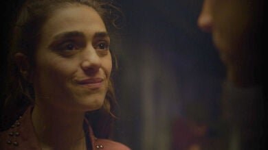 Julia, ¿dispuesta a alejarse de su familia para no ponerlos en peligro? 