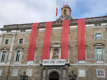 Tres años del referéndum ilegal del 1-O con Quim Torra inhabilitado como presidente de Cataluña Tres años del referéndum ilegal del 1-O con Quim Torra inhabilitado como presidente de Cataluña