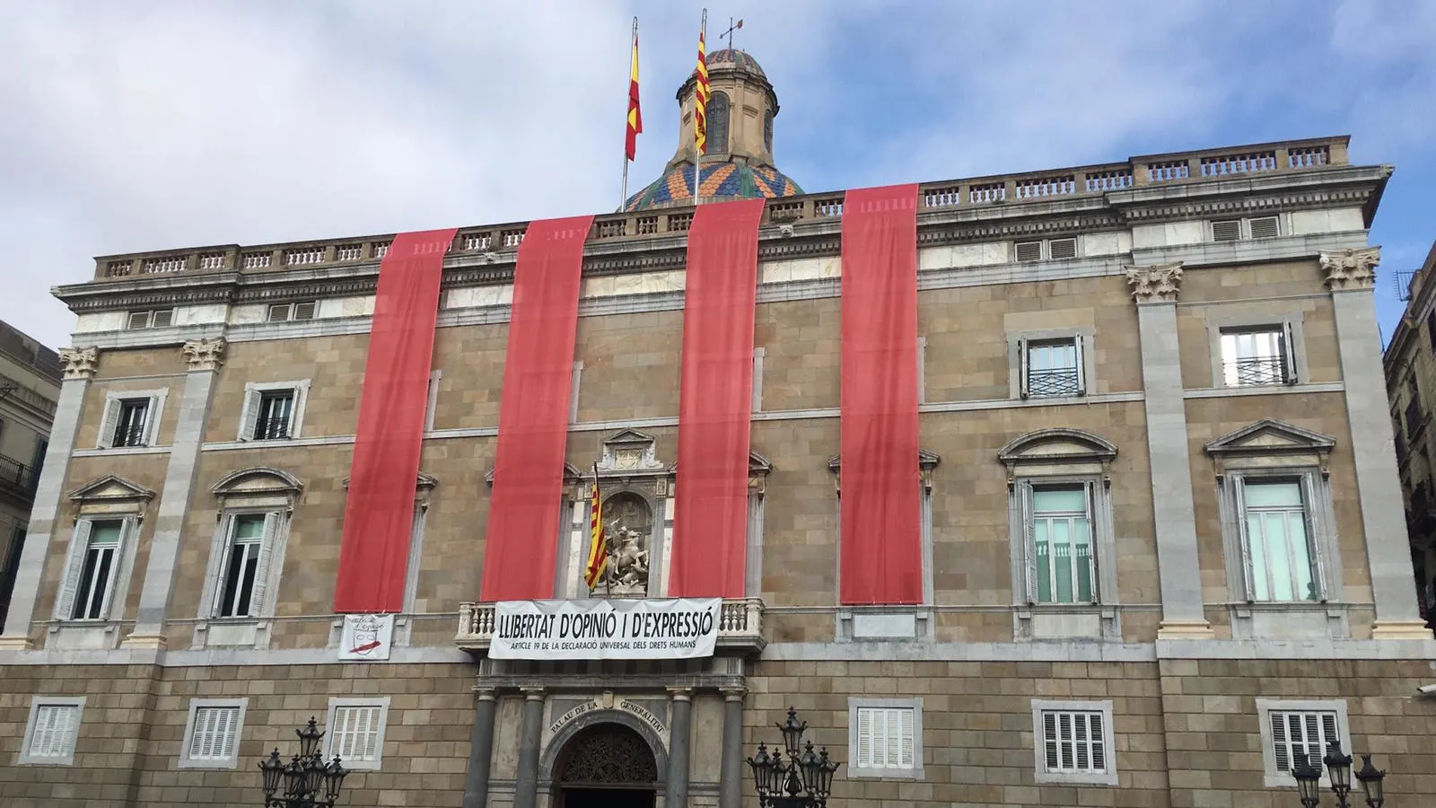 Tres años del referéndum ilegal del 1-O con Quim Torra inhabilitado como presidente de Cataluña Tres años del referéndum ilegal del 1-O con Quim Torra inhabilitado como presidente de Cataluña