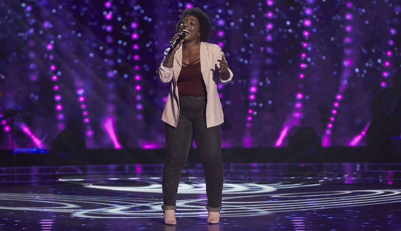 Yaneisy Mart&iacute;nez, un terremoto en el escenario cantando &lsquo;Who&rsquo;s lovin you&rsquo; en las Audiciones a ciegas de &lsquo;La Voz&rsquo;