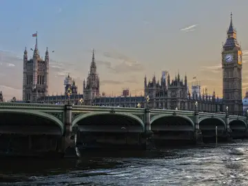 Una diputada escocesa acude al Parlamento británico con síntomas y da positivo en coronavirus Una diputada escocesa acude al Parlamento británico con síntomas y da positivo en coronavirus