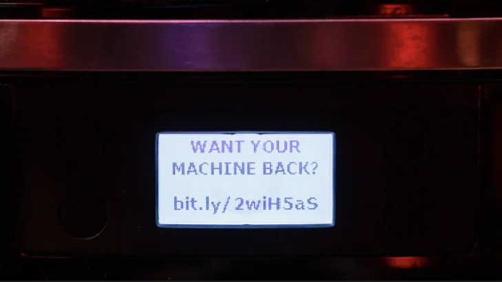 Cafetera inteligente hackeada Cafetera inteligente hackeada