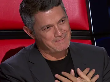 Lisardo Silva emociona a Alejandro Sanz con sus sinceras palabras en 'La Voz' Lisardo Silva emociona a Alejandro Sanz con sus sinceras palabras en 'La Voz'
