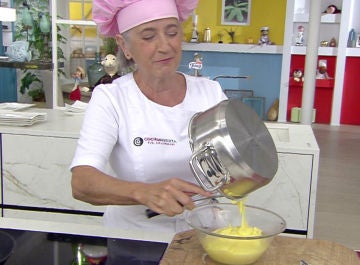 Eva Arguiñano elabora una crema pastelera