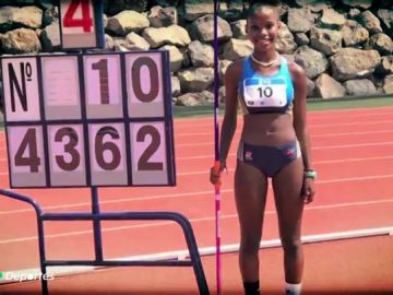 Isabel Ruiz bate su propio récord de España de jabalina sub 14 con la espectacular marca de 43,62 metros 
