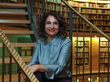 María Jesús Montero se reúne con las comunidades para informarles de las suspensiones fiscales María Jesús Montero se reúne con las comunidades para informarles de las suspensiones fiscales