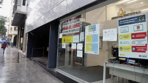 Una oficina de Empleo No he cobrado el ERTE o el paro en octubre, ¿qué puedo hacer?, ¿cómo reclamar en el SEPE?