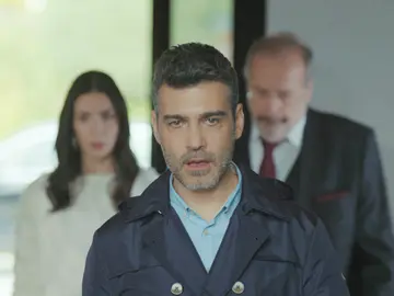 Avance de ‘Mujer’: Piril y Suat revelan a Sarp uno de sus grandes secretos Avance de ‘Mujer’: Piril y Suat revelan a Sarp uno de sus grandes secretos