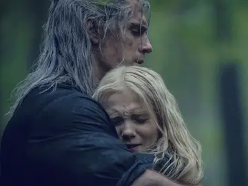 Henry Cavill y Freya Allan como Geralt y Ciri en 'The Witcher' Henry Cavill y Freya Allan como Geralt y Ciri en 'The Witcher'