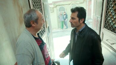 Avance de ‘Mujer’: “Tengo un mal presentimiento”, Arif descubre un nuevo revés en la vida de Enver y Bahar