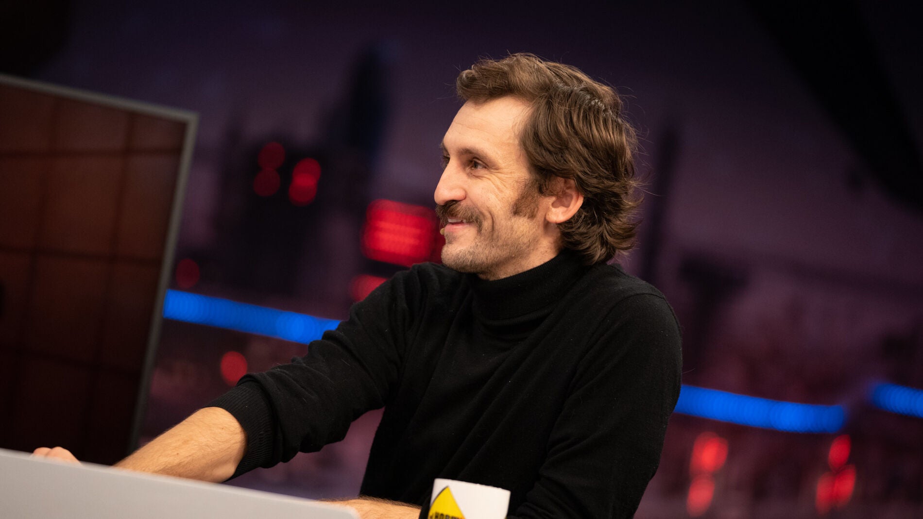 "Volaban las sillas", la peligrosa an&eacute;cdota de Ra&uacute;l Ar&eacute;valo durante el rodaje de su &uacute;ltima serie 