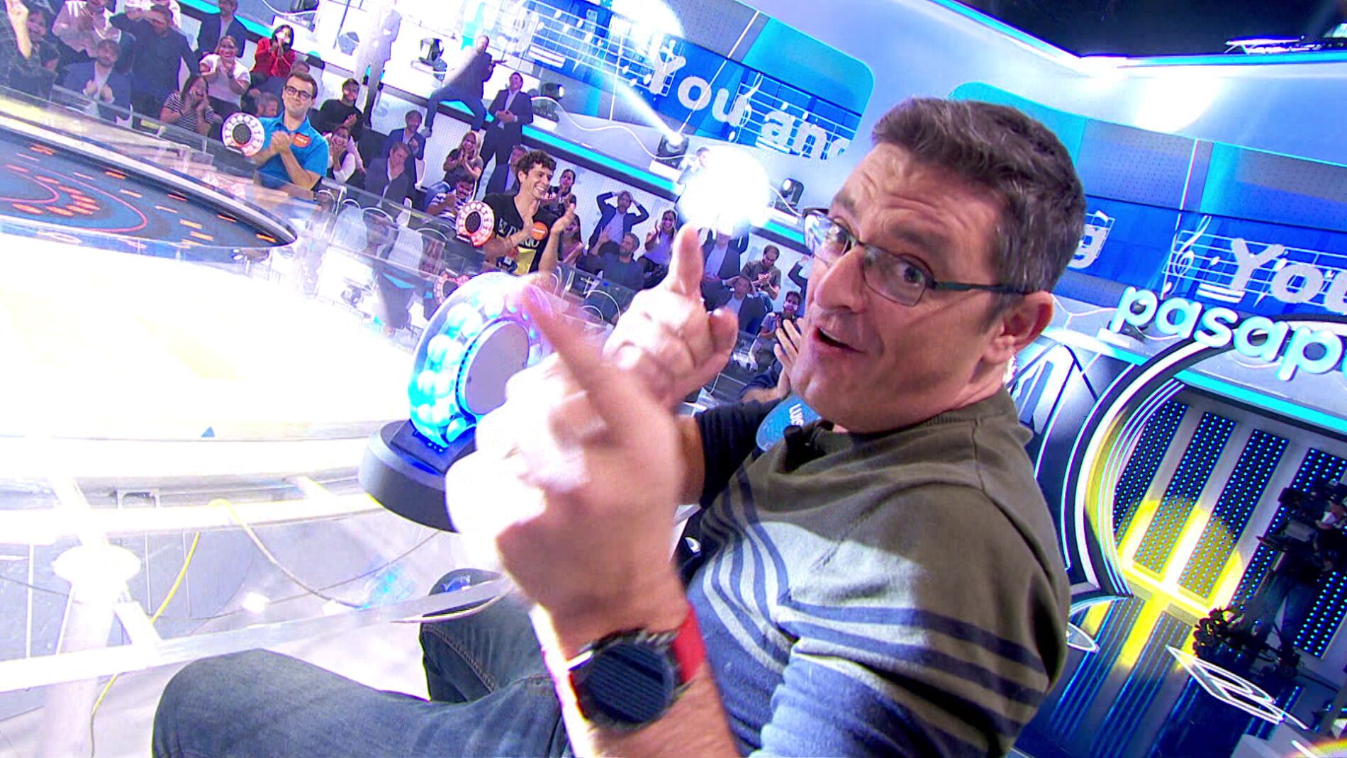 Luis, implacable en ‘La Pista’, no duda con ‘You and me song’: “Tienes a un inglés dentro de ti”