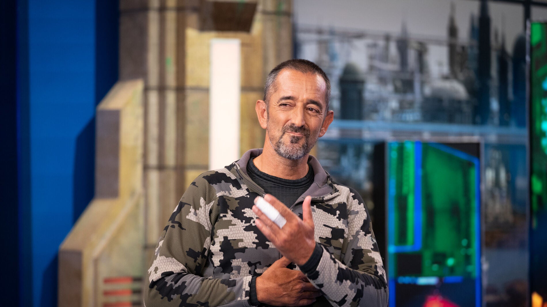 &iquest;Cu&aacute;ndo llegar&aacute; la vacuna contra el coronavirus y hasta cu&aacute;ndo llevaremos mascarillas? El pron&oacute;stico de Pedro Cavadas en 'El Hormiguero 3.0'