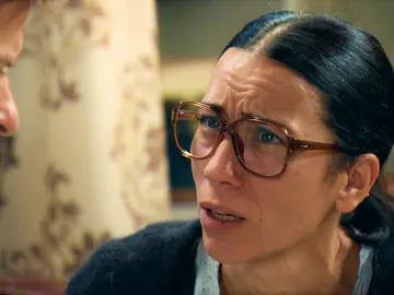 Manolita confiesa a Marcelino sus sospechas acerca de la muerte de Marisol: “Aquí hay cosas que no tienen sentido” Manolita confiesa a Marcelino sus sospechas acerca de la muerte de Marisol: “Aquí hay cosas que no tienen sentido”