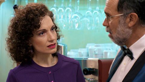 Estefanía, atónita al conocer quién es su primer objetivo para el CESID