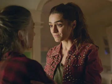 Julia regresa tras salvarse de una muerte segura: “Prefiero morir con vosotros que vivir sola” Julia regresa tras salvarse de una muerte segura: “Prefiero morir con vosotros que vivir sola”