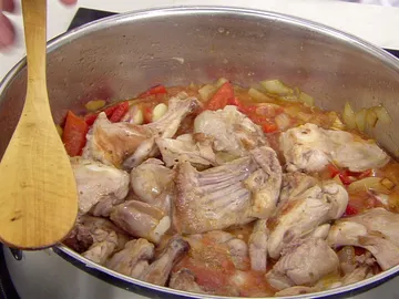 Tiempo de cocción de un guiso de conejo para que la carne esté tierna Tiempo de cocción de un guiso de conejo para que la carne esté tierna