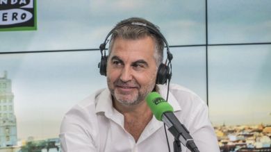 Carlos Alsina arranca con fuerza su temporada más viajera en 'Más de uno'