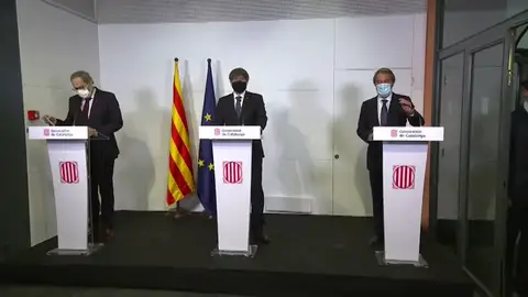 Artur Mas, Carles Puigdemont y Quim Torra denuncian una "España de la represión" desde Francia Artur Mas, Carles Puigdemont y Quim Torra denuncian una "España de la represión" desde Francia