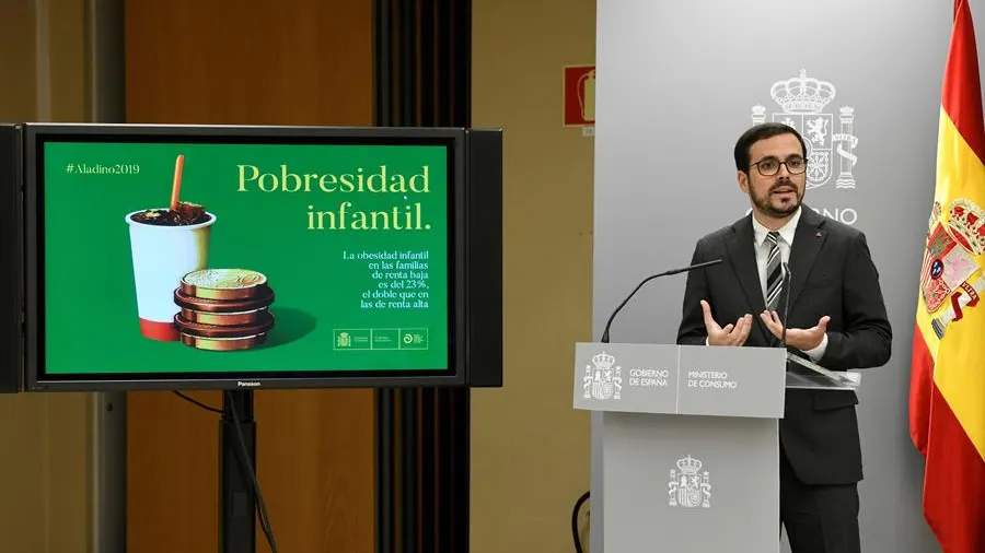 Consumo prohibirá los anuncios de alimentos y bebidas poco saludables para menores de 15 años Consumo prohibirá los anuncios de alimentos y bebidas poco saludables para menores de 15 años